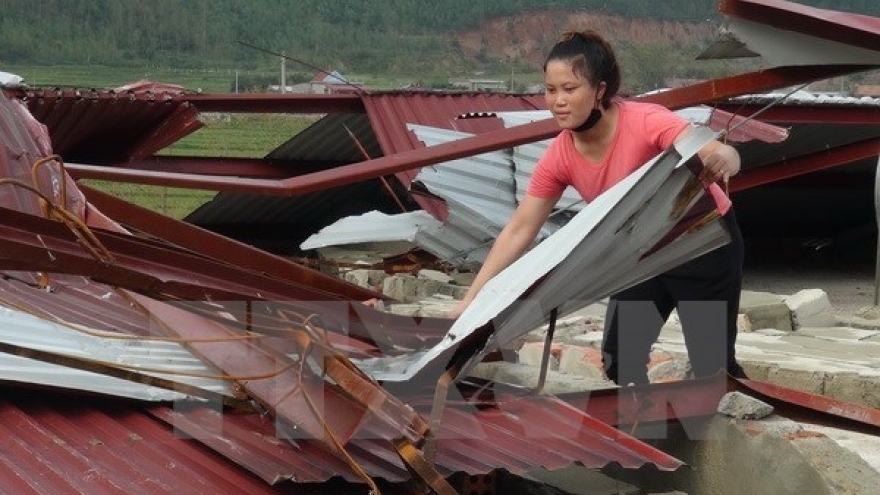 Hanoi aids storm victims in central region