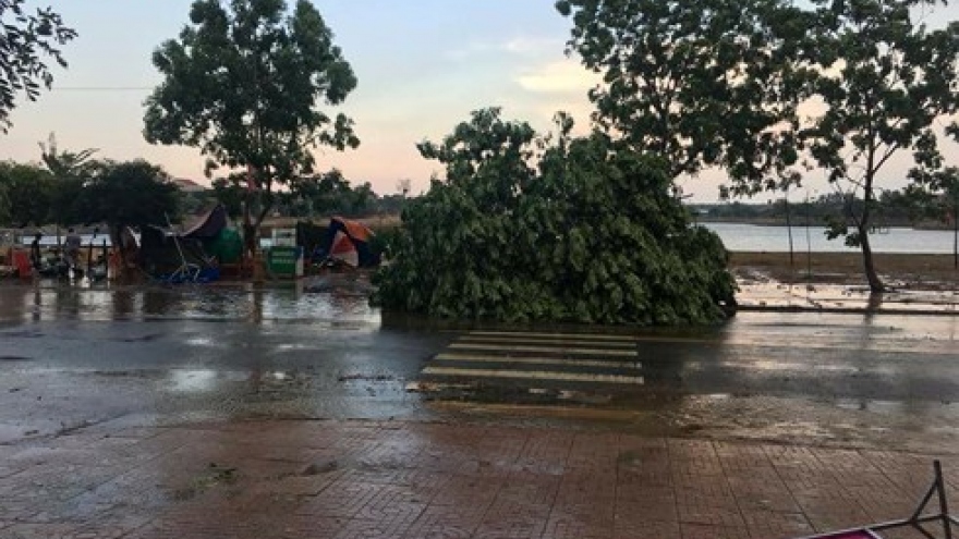 Hundreds of homes damaged in Dak Lak tornado 