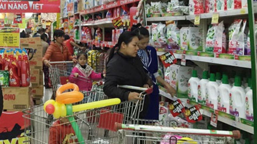 Supermarkets tap into domestic retail sector