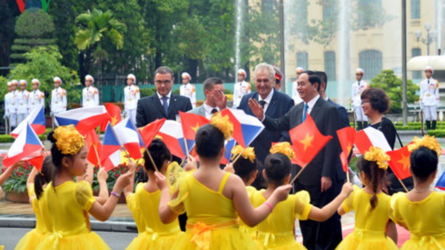 Vietnam, Czech Republic issue joint statement