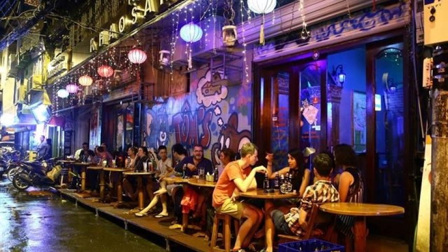 Vietnam dreams of sleepless nightlife