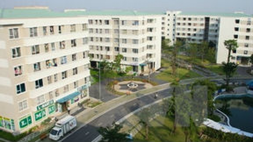 Retail property sales climb in two main cities, but not rents