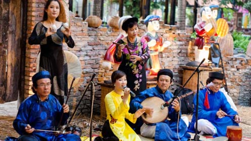 Bac Lieu to host amateur singing festival