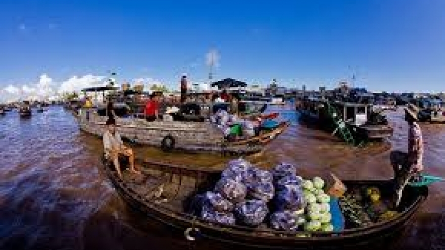 Floating market – A must see place in Mekong Delta