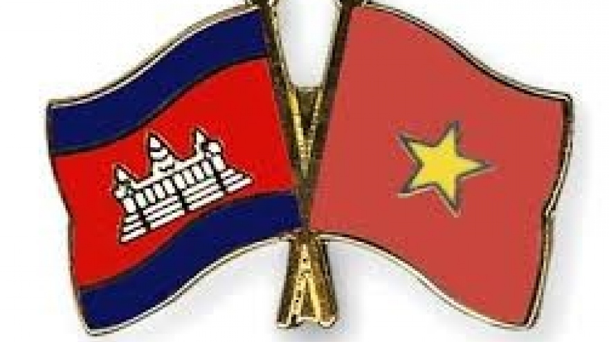 Vietnam helps Cambodia build military school