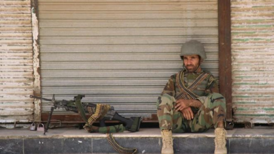 Taliban resist Afghan forces' counterattack in northern city of Kunduz