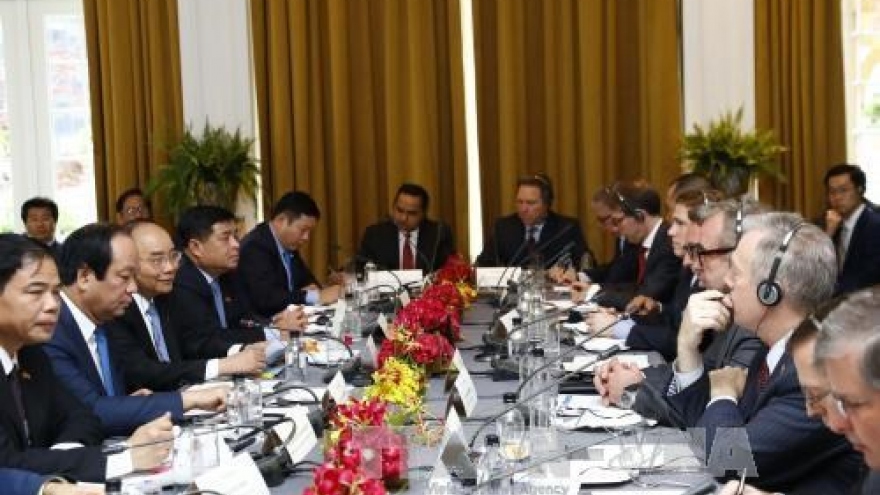 Time ripe for US firms to further engage in VN’s restructuring: PM