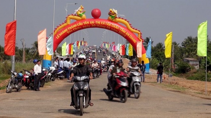 Bridge helps connect An Giang province with Cambodia