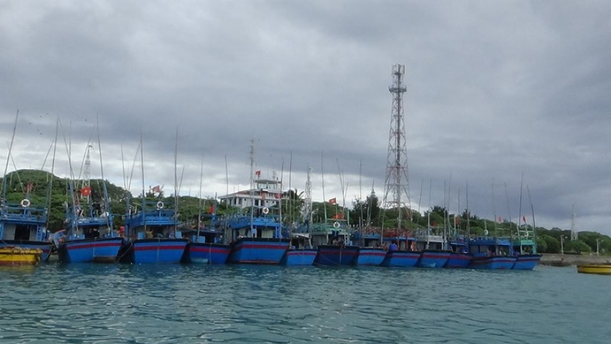 Khanh Hoa, Quang Ngai brace for typhoon Nakri