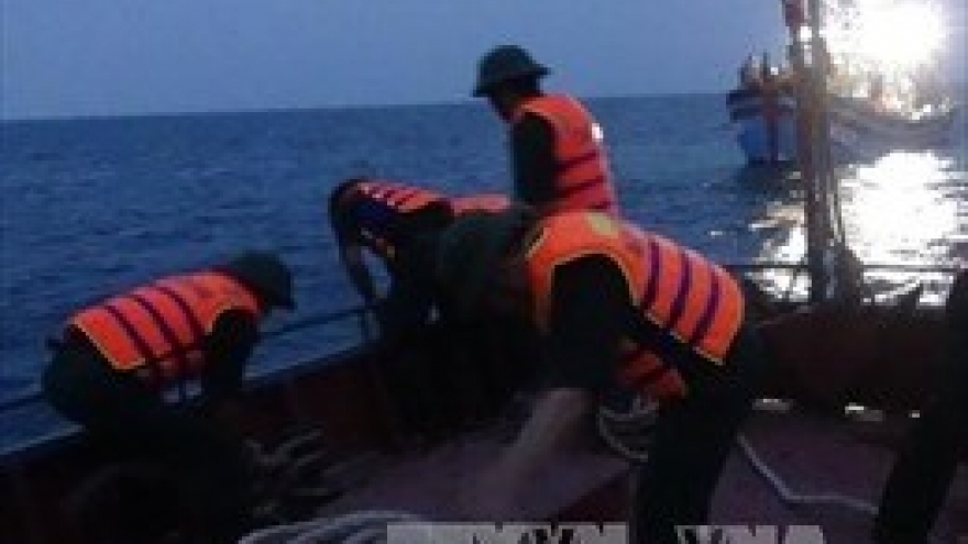 Vietnam rescues distressed Philippine at sea