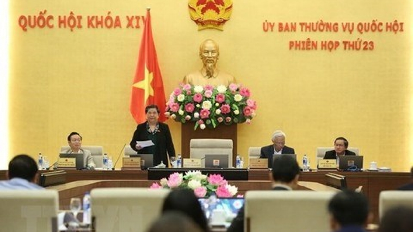 Lawmakers discuss tax incentives for special administrative zones