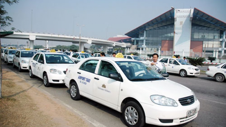 Ministry urges transport firms to slash their rates this month