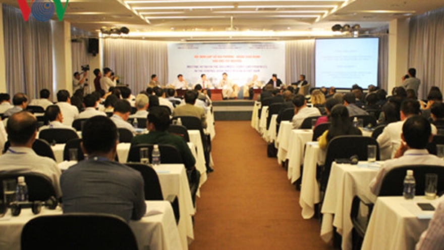 Vietnam diplomats meet with Deputy FM