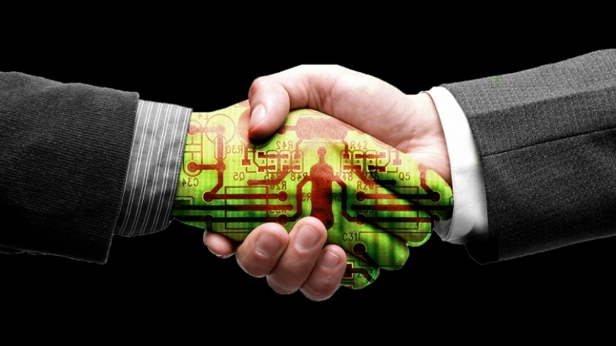 
        Tenology transfer continues to be a big issue in luring FDI
                              