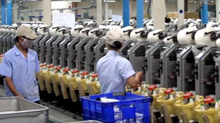 
        German technology for Vietnam textiles 
                              