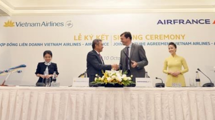 Vietnam Airlines, Air France sign joint venture deal
