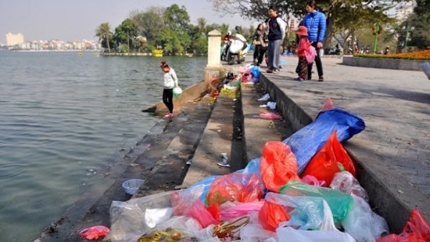Environmental tax hikes planned for HCFC, plastic bags
