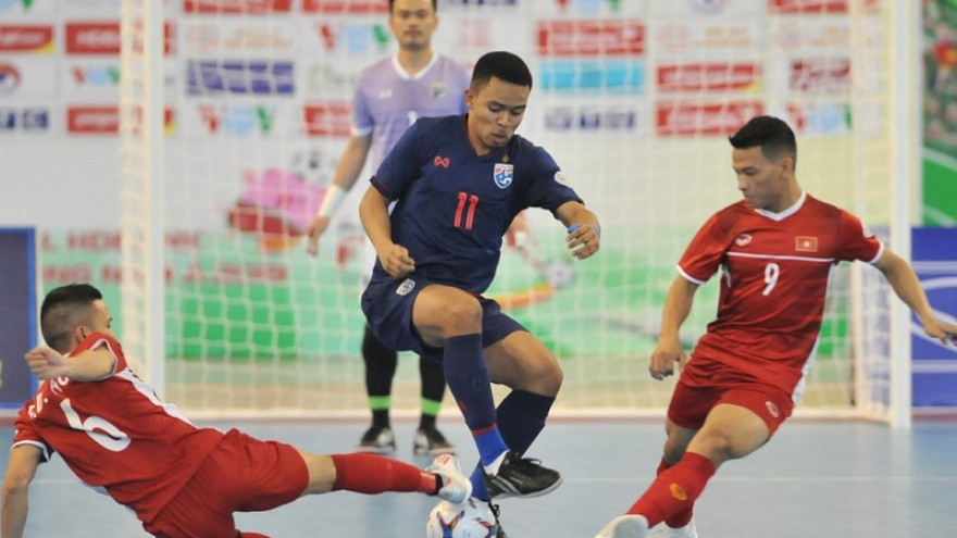 Two Vietnamese futsal players poised to join Japanese club