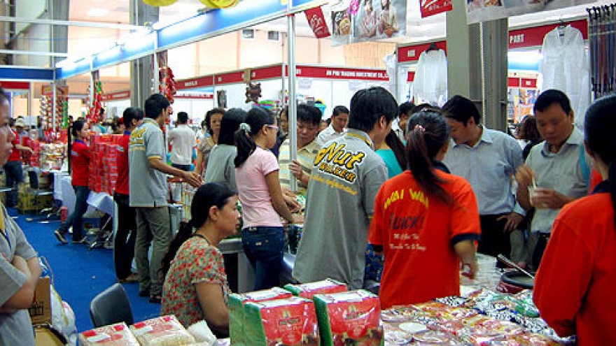 Thai products flood Vietnam market