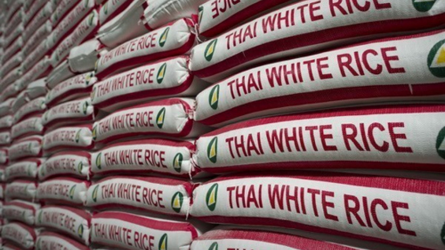 
        Thailand announces new loan schemes for rice farmers
                              