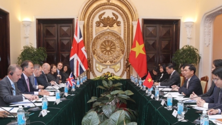 Vietnam, UK hold deputy foreign ministerial political consultation