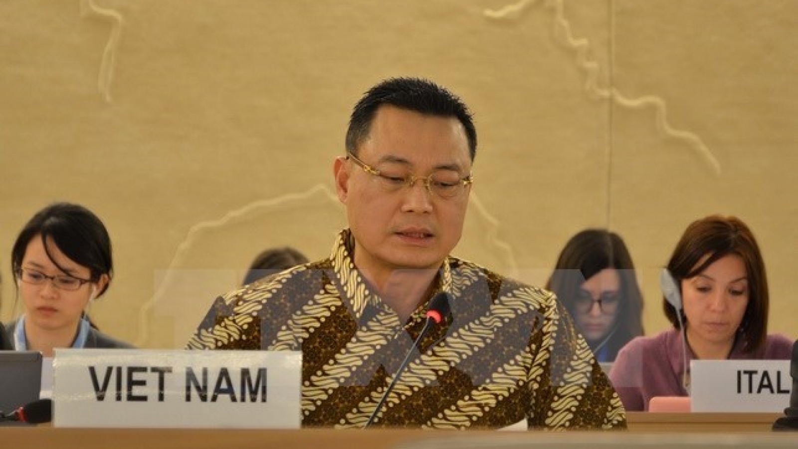 Vietnam integrates human rights education into community activities
