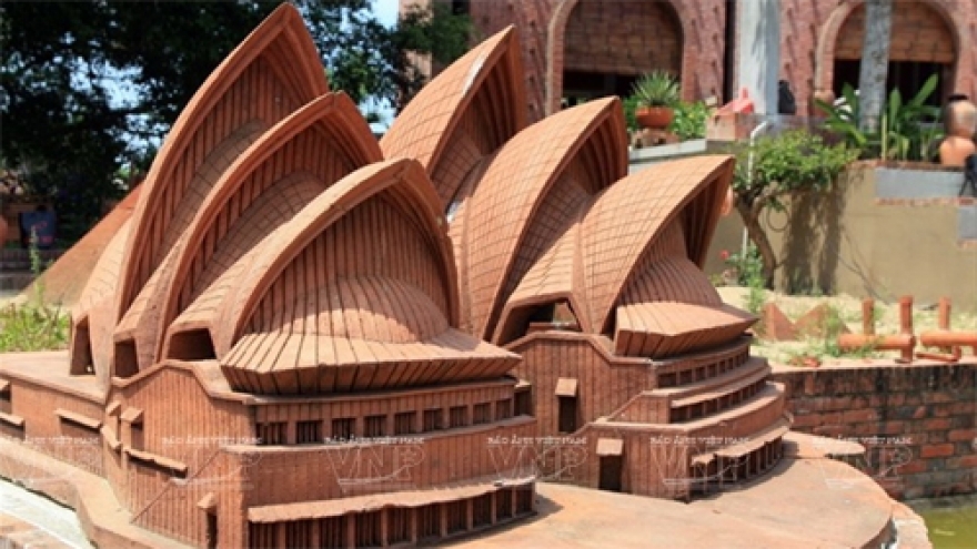 Thanh Ha Terra Cotta Park gets award