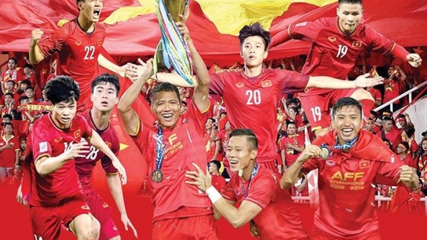 Tours to Thailand to support Vietnamese national football team lure fans