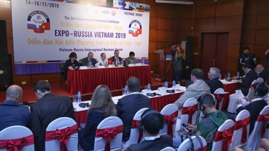 Vietnam, Russia seek stronger economic, trade cooperation