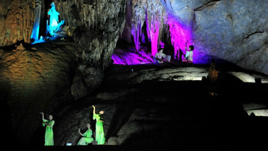 Cave Festival opens in Quang Binh