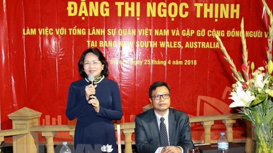 Vice President meets Vietnamese expats in Australia