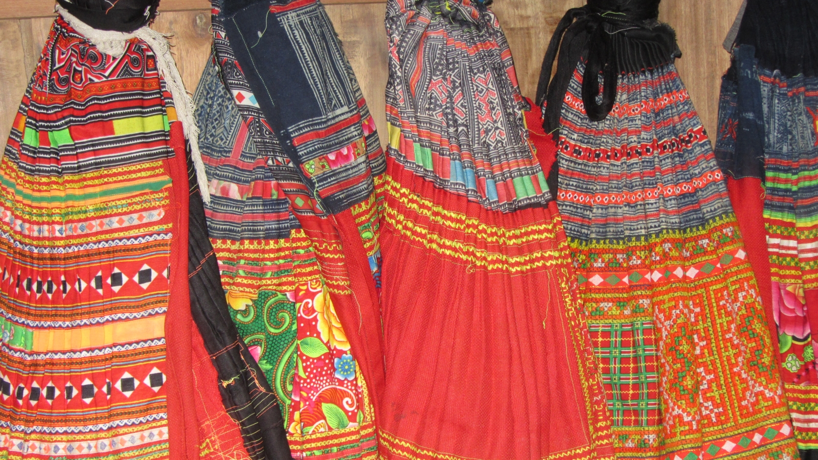 Art exhibition celebrates Vietnam, Philippines ties
