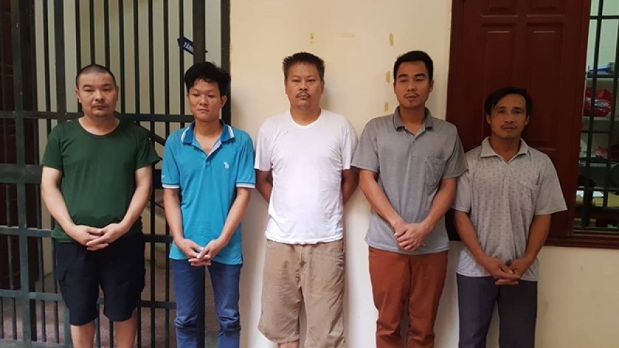 Police investigate five Vietnamese for trafficking live tiger
