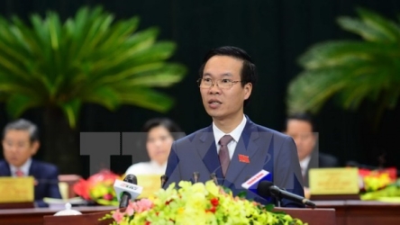 Youngest Politburo member heads Party education commission