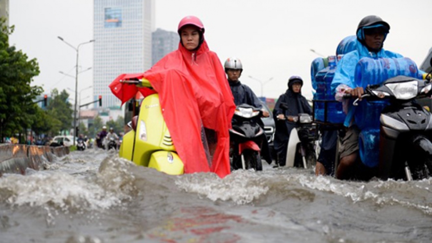 HCM City issues flood warning