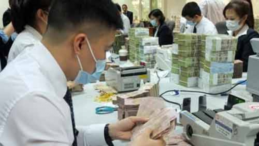 Central bank eyes debt trading business