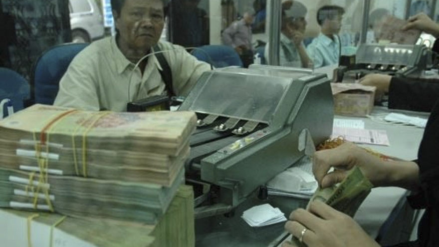 Credit institutions told to obey interest rate regulations