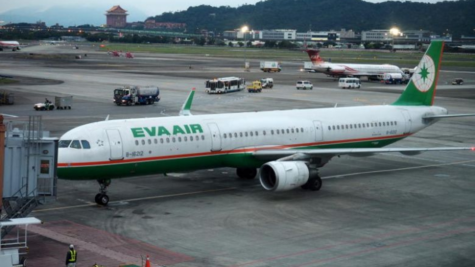 Flights connecting HCM City and Taiwan cancelled due to strike