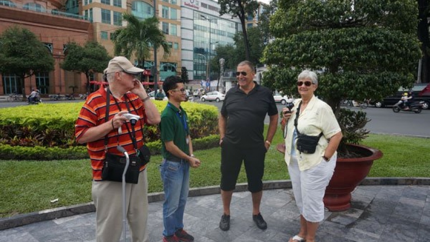 HCM City proposes relaxing requirements for tour guides