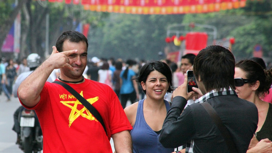 Vietnam urged to consider visa-free travel for Australian, Indian tourists