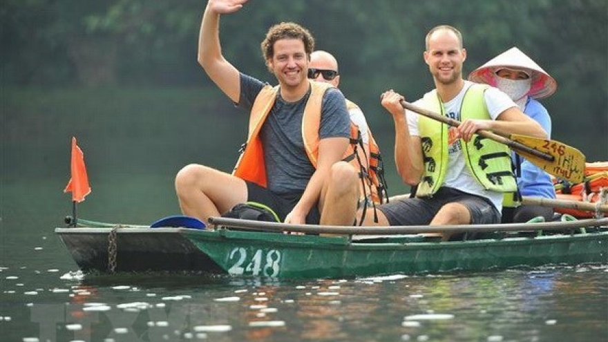 Vietnam aims to lure 18 million foreign tourists in 2019