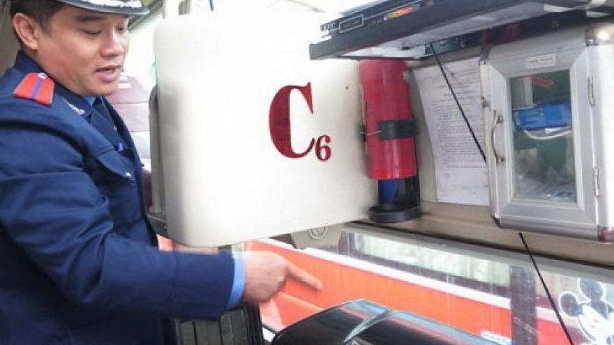 Modified sleeper buses present increased fire hazard in Vietnam