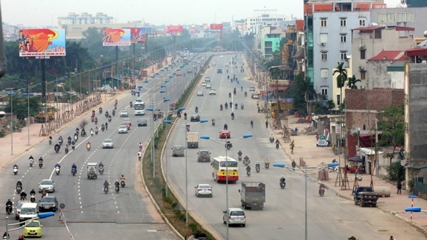 Hanoi hastens transport construction to reduce traffic jams