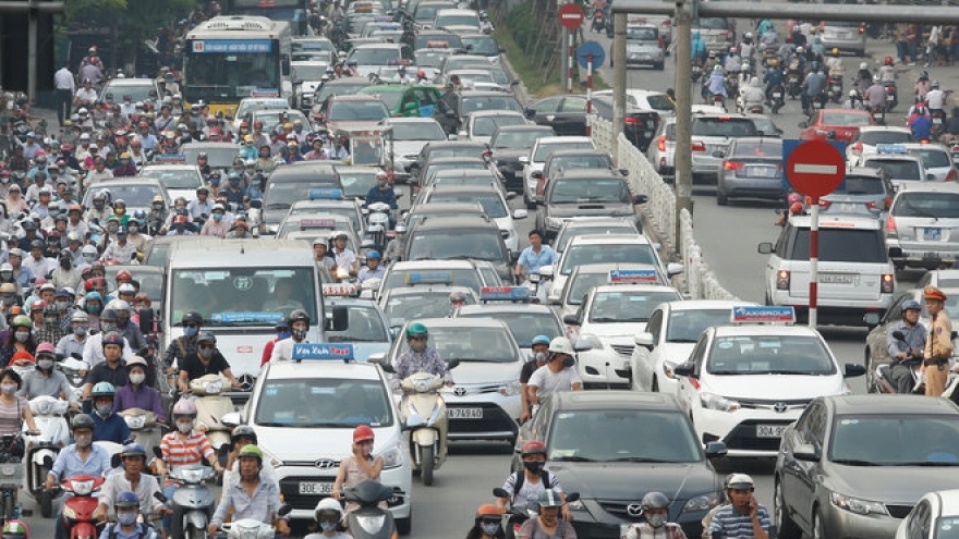 Hanoi offers US$200,000 prize to solve worsening traffic jams