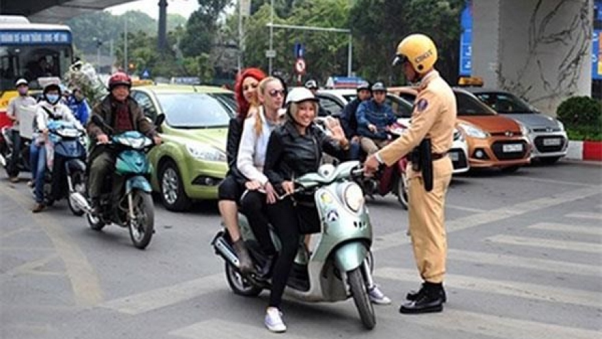 HCM City’s campaign target foreigners violating traffic rules