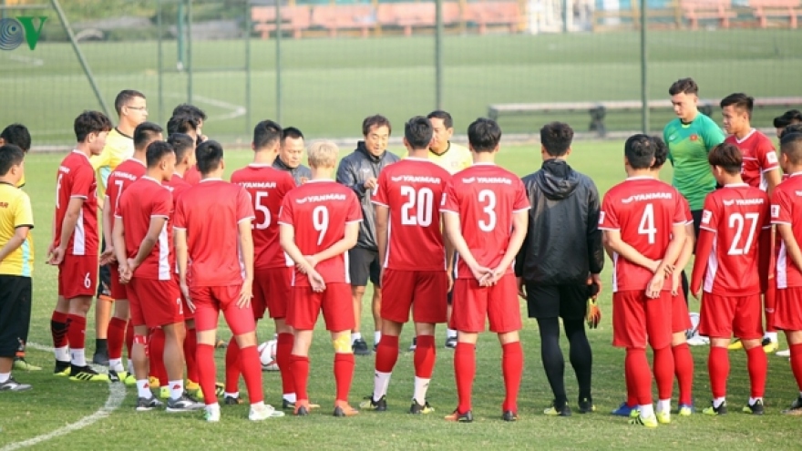 Vietnam’s players train hard ahead of 2019 Asian Cup 