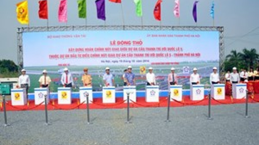 Thanh Tri bridge-Highway 5 interchange begins construction