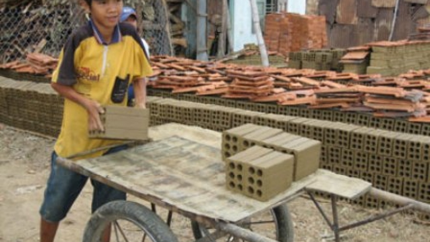 Regulation revisions needed to promote child labour eradication