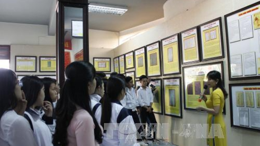 Hoang Sa, Truong Sa exhibition opens in Kon Tum
