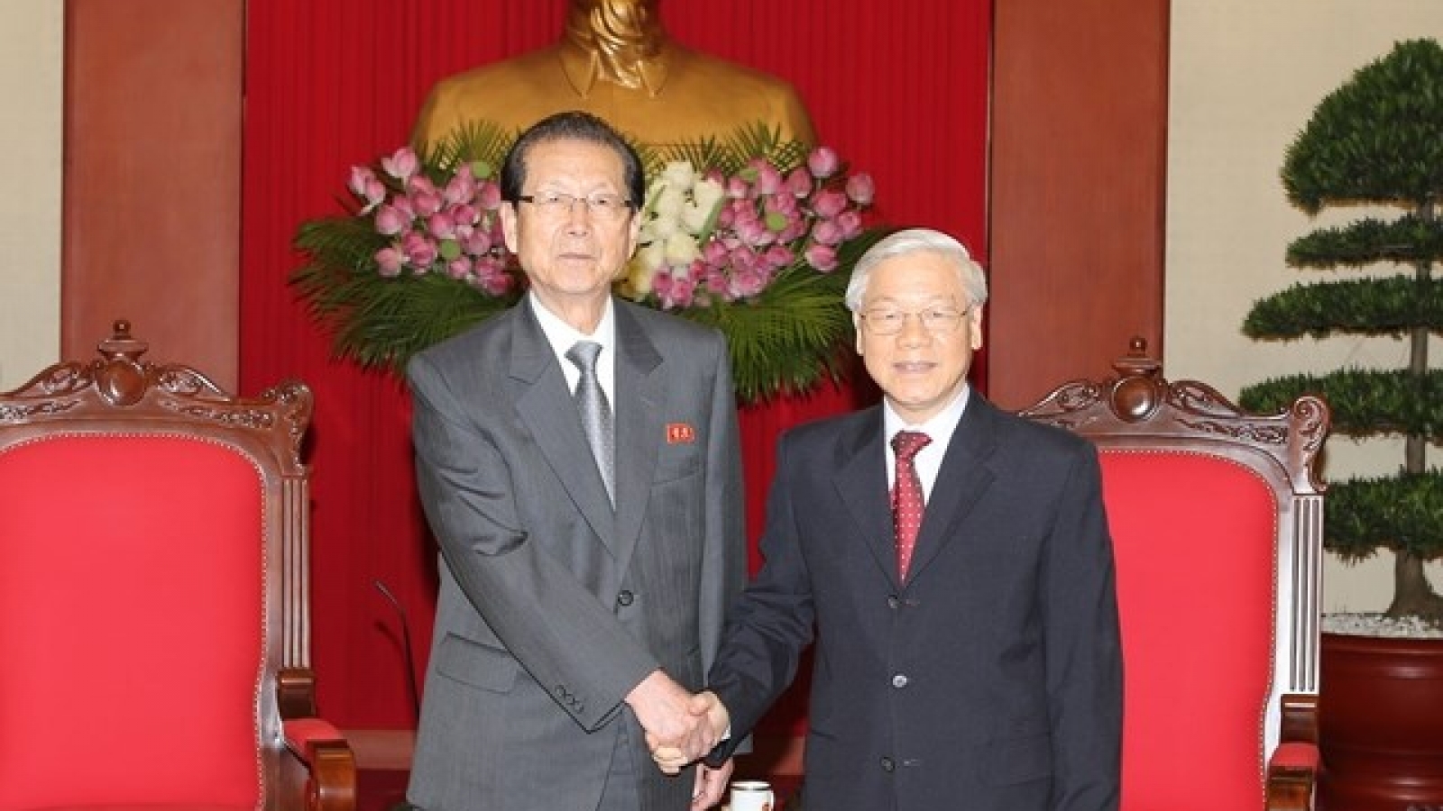 Party chief greets DPRK Workers’ Party delegation
